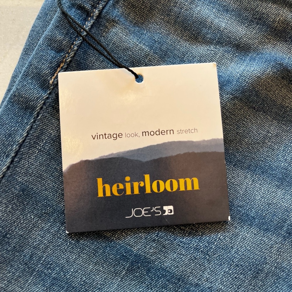 Joe's Jeans Midrise Amos - Picture 3 of 6